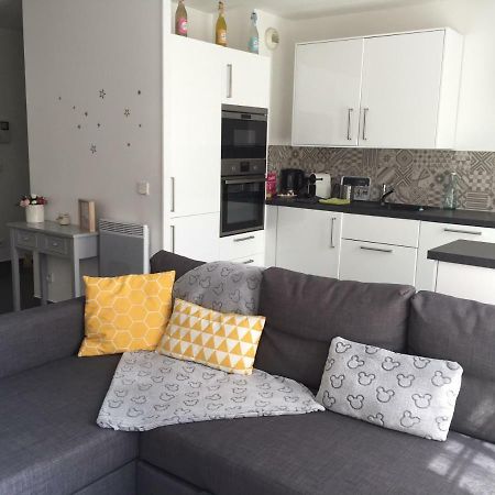 Julie'S Homes Disneyland Σερί Εξωτερικό φωτογραφία