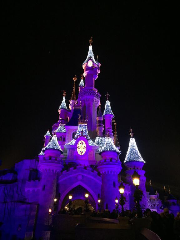 Julie'S Homes Disneyland Σερί Εξωτερικό φωτογραφία