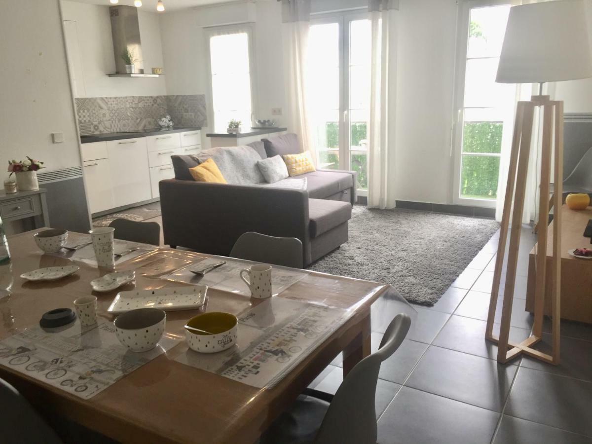 Julie'S Homes Disneyland Σερί Εξωτερικό φωτογραφία
